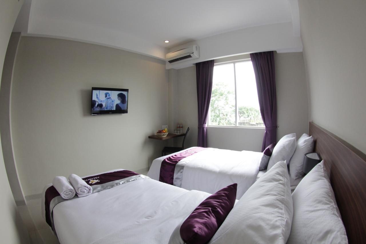 Amantis Hotel Demak Екстериор снимка