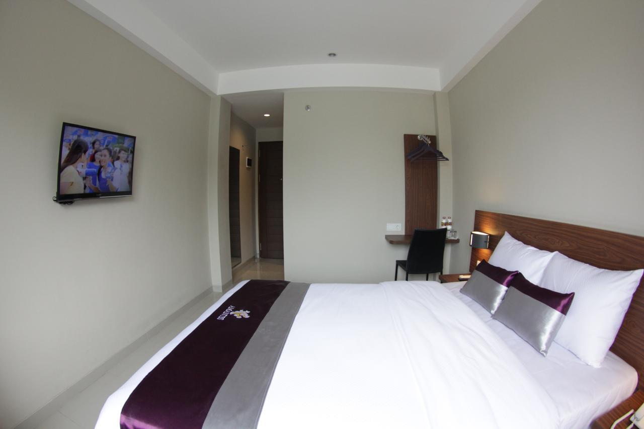 Amantis Hotel Demak Стая снимка