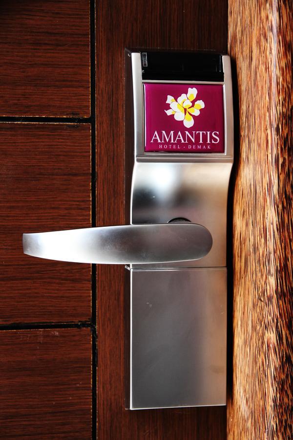 Amantis Hotel Demak Екстериор снимка